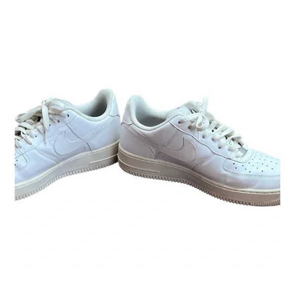 Nike AF-1 Sz 9.5 White Sneakers - Picture 3 of 5